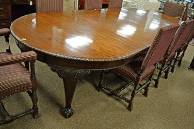Lot 92 - A Victorian mahogany extending dining table.