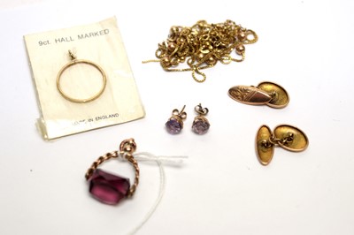 Lot 251 - A selection of gold and yellow metal jewellery
