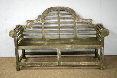 Lot 7 - A contemporary teak garden bench