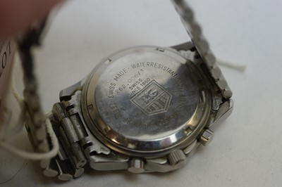 Lot 191 - Tag Heuer 2000 Quartz Professional: a steel cased wristwatch
