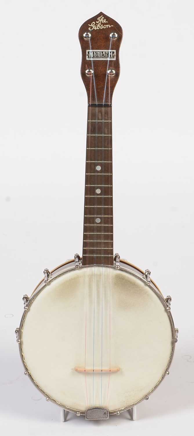 Lot 41 - A Gibson UB-1 Ukulele Banjo