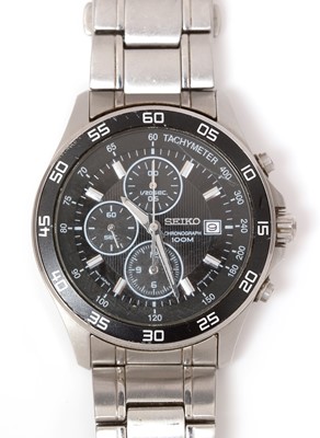 Lot 380 - Seiko Chronograph: a steel cased wristwatch