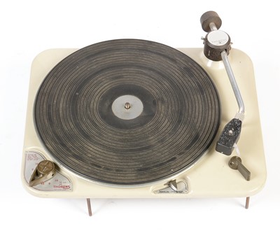 Lot 132 - A Thorens TD135 turntable