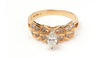 Lot 202 - A diamond ring