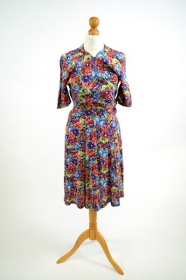 Lot 1222 - 1930s tea dress