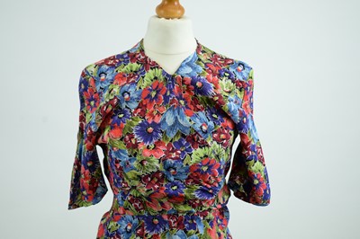 Lot 1222 - 1930s tea dress