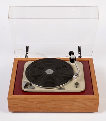 Lot 123 - Thorens TD 135 turntable