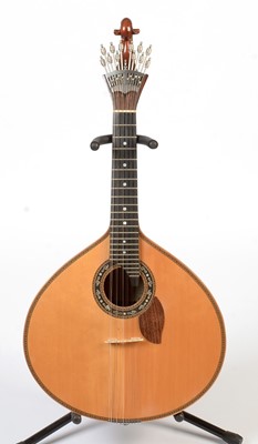 Lot 98 - A Portuguese Guitarra