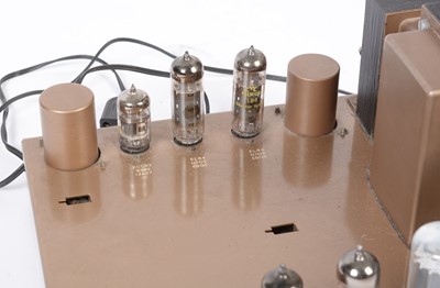 Lot 135 - Leak Stereo 20 amplifier and a Leak Varislope pre-amp
