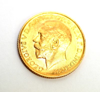 Lot 212 - A George V gold sovereign, 1912.
