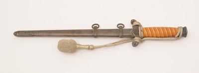 Lot 1014 - A Second World War German Army Officer's dress dagger
