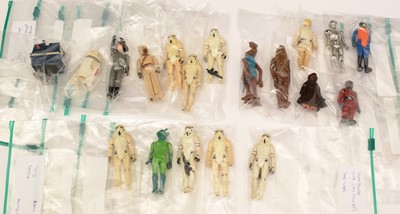 Lot 1111 - Star Wars figures, by Kenner