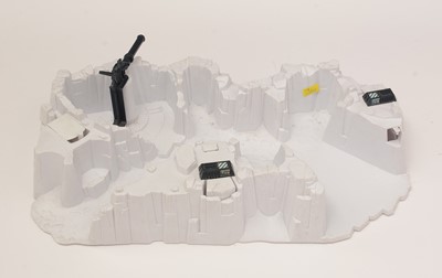 Lot 1118 - Star Wars Empire Strikes Back Hoth base and figures.