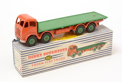 Lot 1074 - Dinky Supertoys diecast Foden Flat Truck