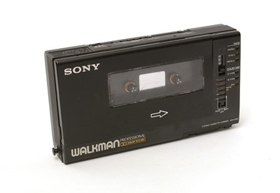 Lot 128 - Sony Walkman