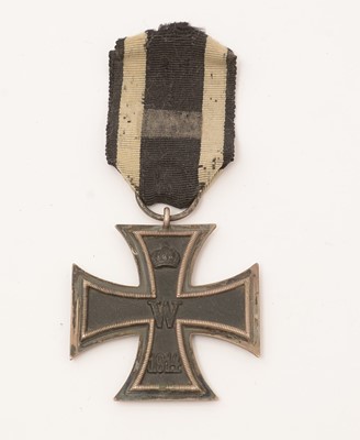 Lot 989 - A WWI Austrian Aircrew general flying badge, epaulets and Iron Cross.