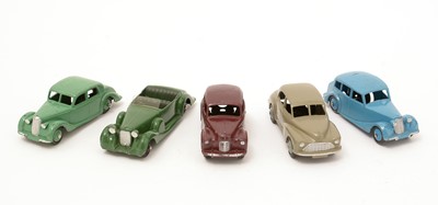 Lot 1097 - Dinky Toys diecast vehicles