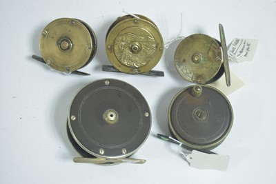 Lot 974 - A selection of fishing reels