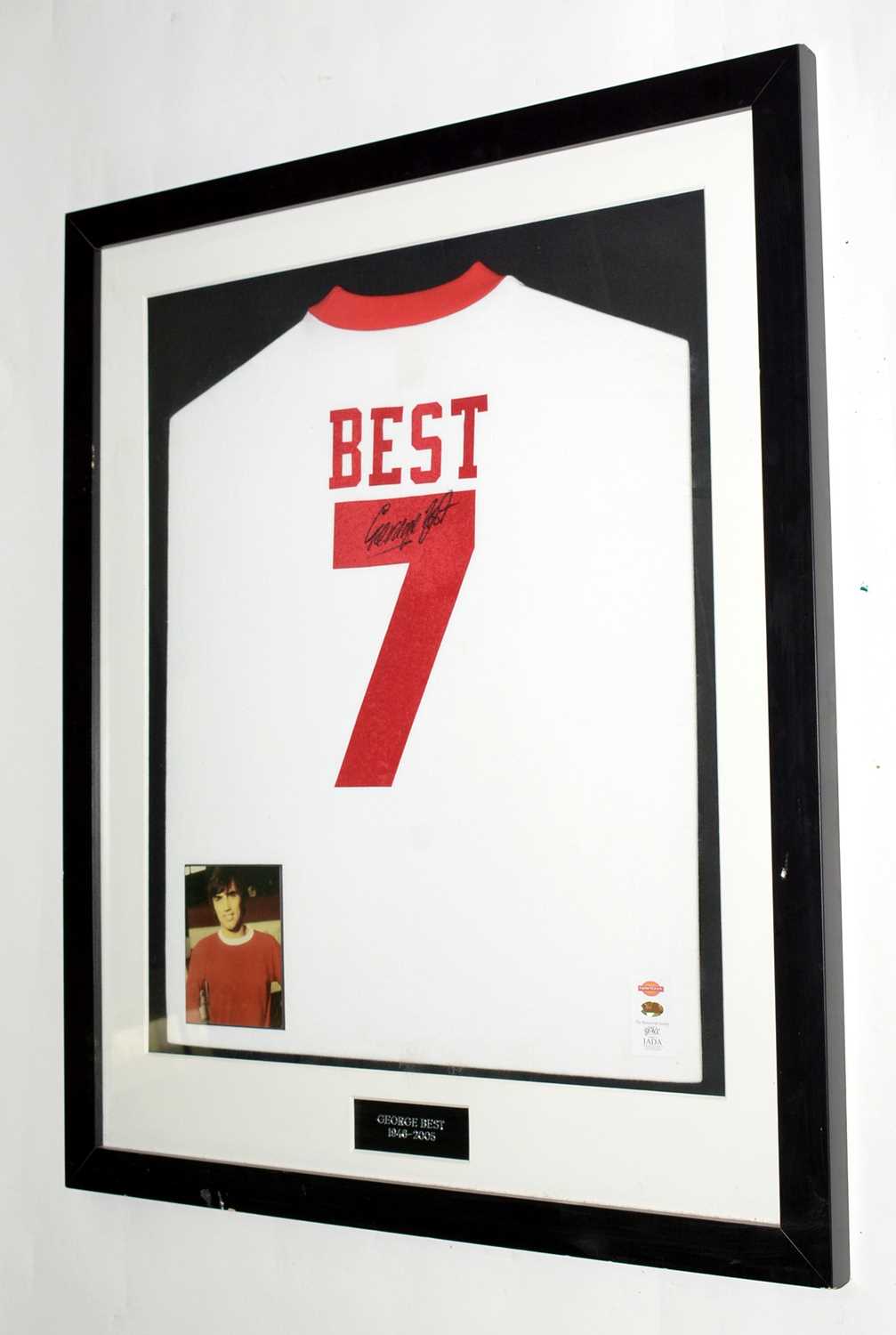 Lot 1179 - George Best, Manchester United: a signed replica shirt