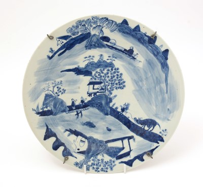Lot 725 - Chinese blue and white charger