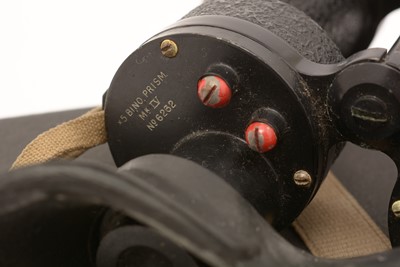 Lot 992 - A pair of military x5 Bino Prism Mk IV No.6232 binoculars