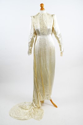 Lot 1215 - 1930s buttermilk silk wedding gown