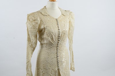 Lot 1217 - 1930s Medieval Revival wedding gown
