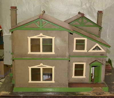 Lot 1143 - A fine early 20th Century doll's house; and doll's furniture.