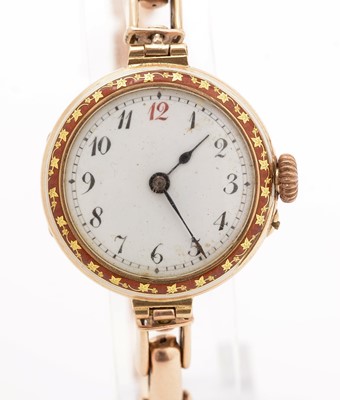 Lot 385 - An Edwardian 15ct yellow gold and enamel cased cocktail watch