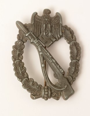 Lot 1020 - A WWII Waffen-SS Infantry assault badge