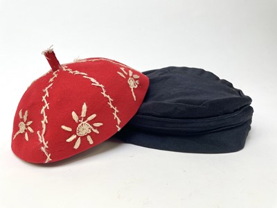 Lot 1240 - 1950s fashion hats