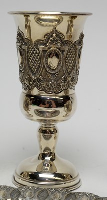 Lot 617 - A 20th Century silver set of Jewish kiddush cups on tray