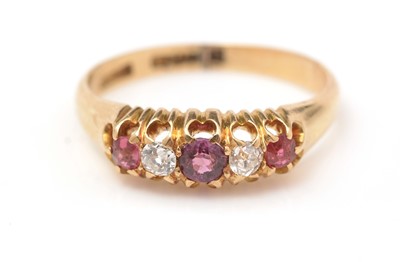 Lot 413 - A ruby and diamond ring