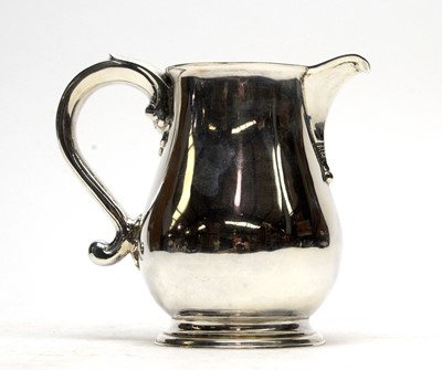 Lot 530 - A George V silver jug, by Catchpole & Williams Ltd