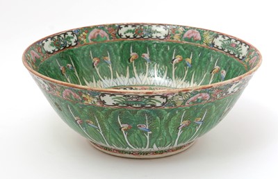 Lot 719 - Canton punch bowl
