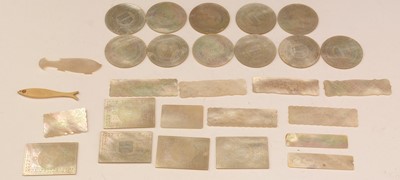 Lot 734 - Mother of pearl gaming counters
