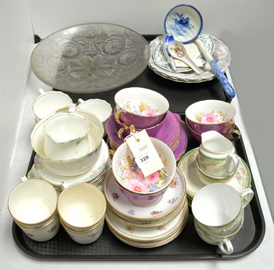 Lot 328 - A selection of ceramic tea ware and other items