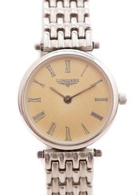 Lot 397 - Longines La Grande Classique: a steel-cased lady's wristwatch