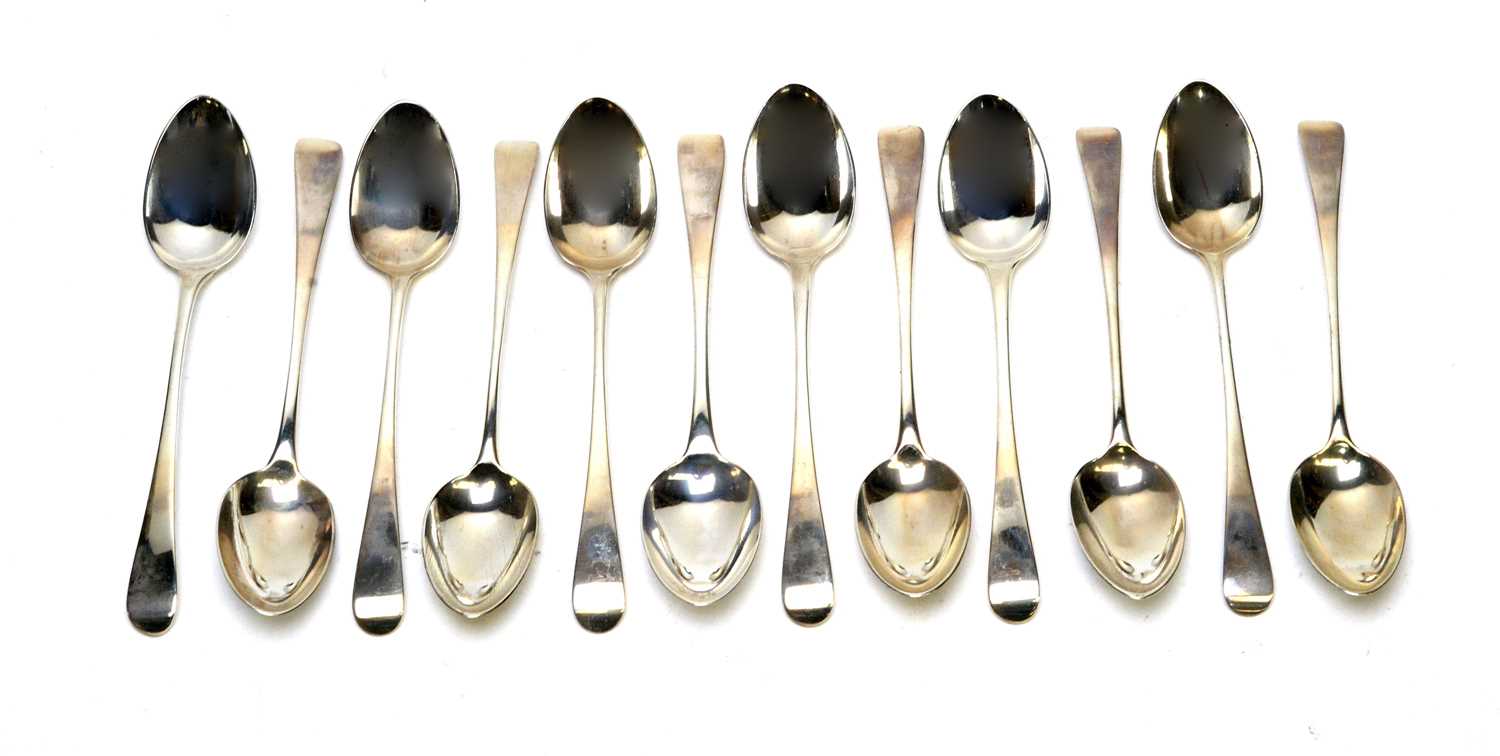 Lot 551 - Twelve Georgian silver dessert spoons
