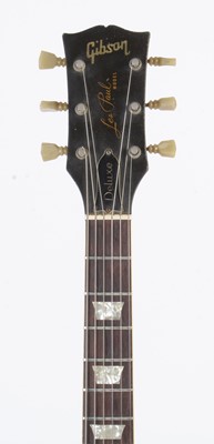 Lot 55 - Gibson Les Paul Deluxe