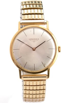 Lot 401 - Longines: an 18ct yellow gold cased wristwatch