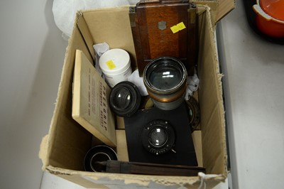 Lot 393 - Carl Zeiss 300mm f6.3 lens; and a collection of vintage photographic sundries.