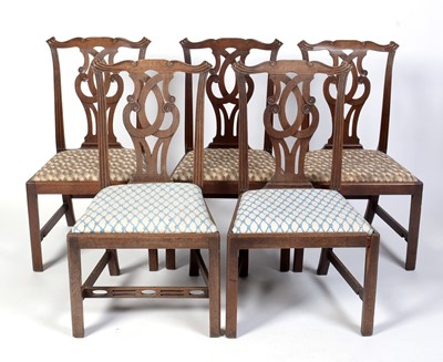 Lot 1060 - Five Georgian style mahogany dining chairs