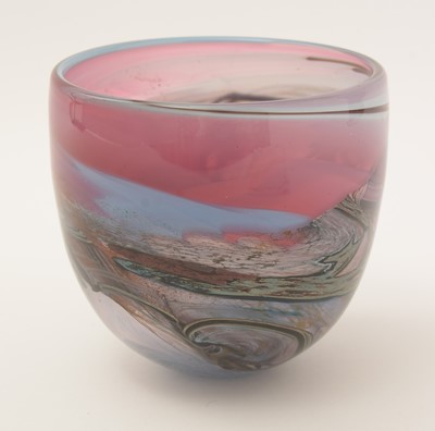 Lot 446 - Anthony Stern swirls glass vase