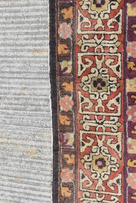 Lot 686 - A Tetex carpet