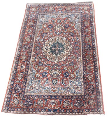 Lot 707 - An Isfahan (Ahmad) rug