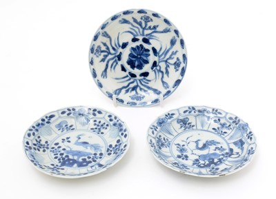Lot 727 - Three Chinese blue and white saucers