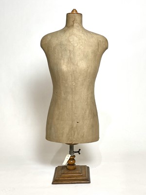 Lot 810 - An Edwardian Harris and Sheldon shop display mannequin | "pigeon pouter" tailor's dummy