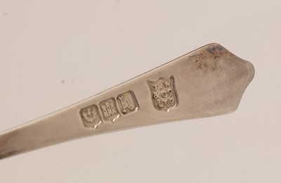 Lot 134 - A selection of silver items, and plated teaspoons.