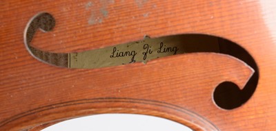 Lot 33 - Chinese Violin Zhi Ling Liang Guangzhou